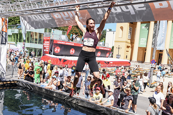 Monkeyland Hindernis beim Innsbruckathlon beat the city