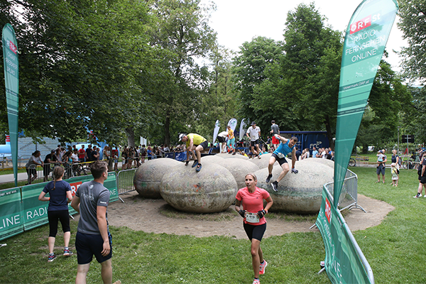 Murnockerl Hindernis beim Grazathlon beat the city